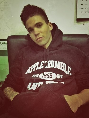 Yevheniy_Holyuk's profile picture. 