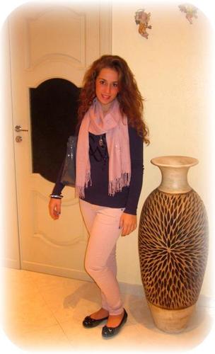 9VegasGirl7's profile picture. Hi! I'm Carolina! I Love Music!!!