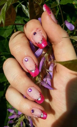 Yuna_nails's profile picture. Nail art et compagnies !!  venez voir mon blog: http://t.co/QYOfqmCn7q