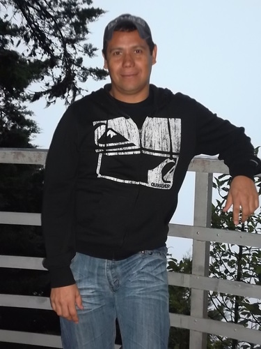 canlehe24's profile picture. 