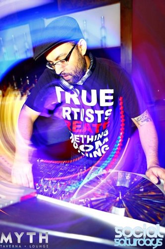Im a Father Artist Dj & Producer. I love spending time with my family & making Art 4 everybody to see & hear. Thanks for visiting my site. Music is Life! Peace.