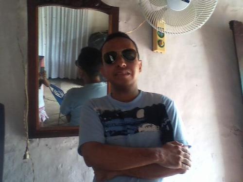 chico serio