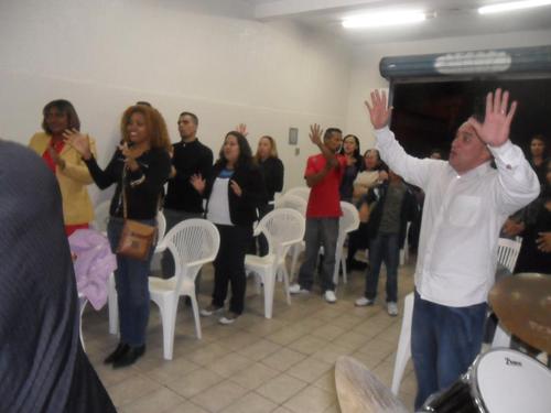 Comunidade Evangélica Revelação de Deus há 14 anos pregando o evangelho, e anunciando salvação aos que precisam!!!