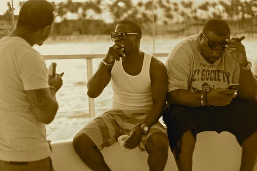 KevinHartFans_'s profile picture. My Let Me Explain Stand-Up Tour is set to make history! Be apart of it! Thanks for all the support!