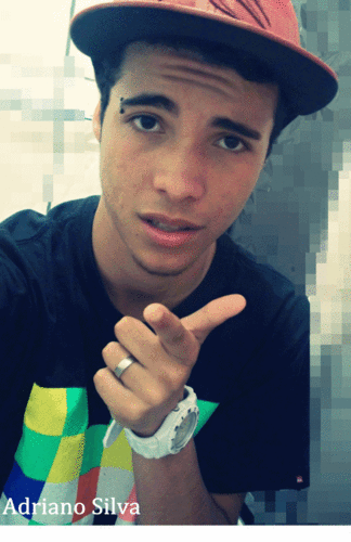 Adriano Silva♕ . Aquariano. Deus ♥. Família ♥. Amigos. Feliz.  Lazer. Playstation 3. Música ♪. @FCCorinthians ♥. Bonito... ou não! - Follow-me? (:♕