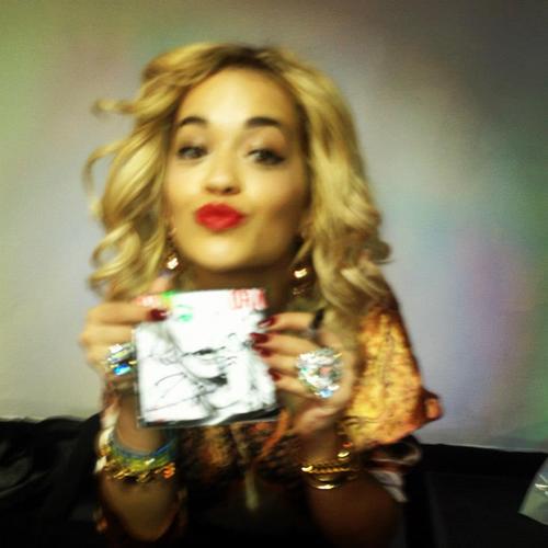 • Love You Rita xxxxxx #RitaBots I follow back Back Met Rita on 29/8/2012 Seen Rita live 6 times •