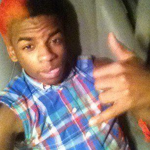 i love my right hand trigger woman @ColeAss_Cocaine and i love my Main chick @PrettyRedd_BADD .. its all love
