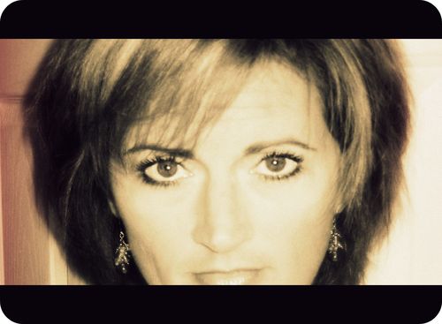 MelissaON's profile picture. single mom, looking for my next adventure