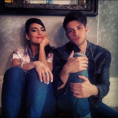 Amo esses dois sorrisos, dois olhares, dois jeitos diferentes de levar a vida! Mais com muito Amor! I love you @melfronckowiak e @ChayLeao Pimenta e Mendigo