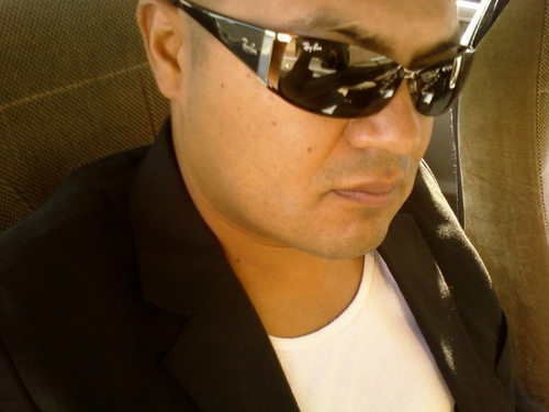 im a sweet all Patriot american guy, artist, aerospace engineer, love the night life. i was born in Baja California.