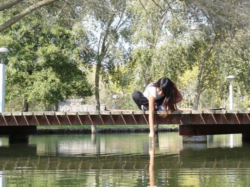 Estudiante de enfermería. Amante del ballet, la natación, la música y la vida :)