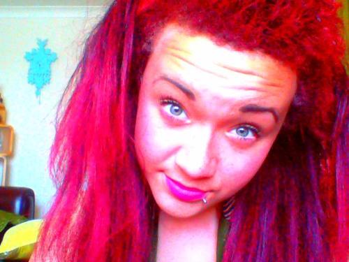 syanne_pearl's profile picture. justin bieber 3 loving the holidays  3 

Justin bieber :D