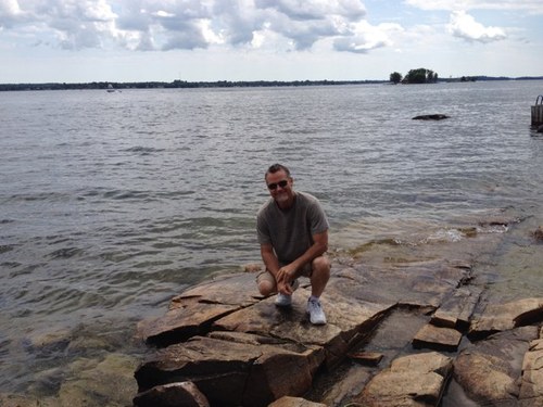 JohnnyGlenn52's profile picture. 