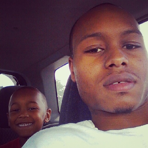 Sneakb_ss44's profile picture. 