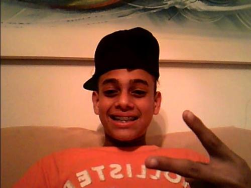 #OusadiaEAlegria http://t.co/jmULd6raHR
Contatos 88222838
15 Letras, 3 palavras & 1 lema. Ousadia é Alegria
Jogador do S.F.C