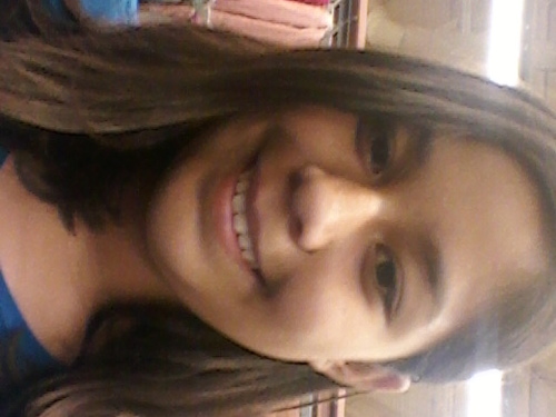 Im a huge Directioner & Mahomie follow me and i will follow u bak ;) Im 13 and i love volleyball and tennis 2!