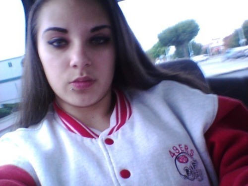 *~ EST 1993~* Living Life How I Wanna Live It, Im A Hyphy Ass Bitch #RIP THIZZLE JONES #Pisces # MILF