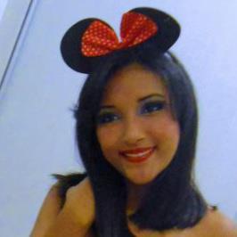 Laalesca's profile picture. ♫ A vida me ensinou a nunca desistir
Nem ganhar, nem perder mas procurar evoluir ♪