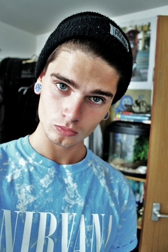 Yo_ItsRon's profile picture. Music Enthusiast along with @_andeebee Traveling the world, nothing better to do. #TeamFollowBack