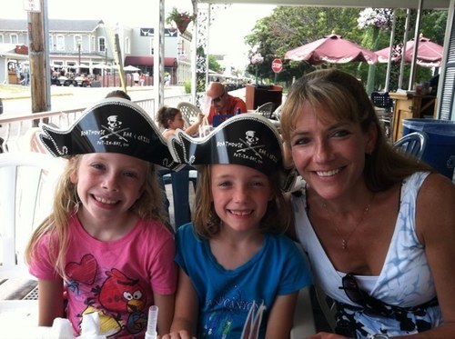 ndmama13's profile picture. 