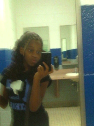 taylormcbride1's profile picture. Follow me and i will follow you back so hit that blue follow