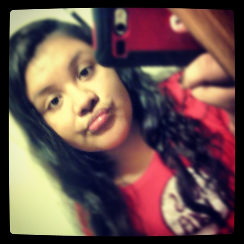 i love one direction and mindless behavior.speacially music is my life.if you wanna chill im down for anything(:
