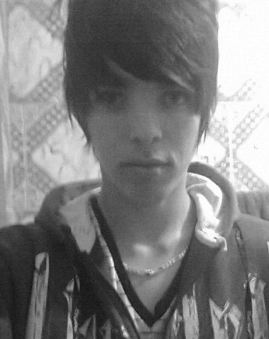 Oi, sou o Leonardo ^-^ Seja bem vinda(o) http://t.co/l8VYOmtrOW http://t.co/foOpEN5p1c  @xwendland ♥
