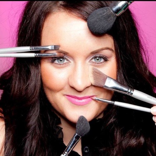 BeckyWillshee's profile picture. Mum to 2 sports mad girls...
doggy Mum to 2 black labs...
partner in crime to 1 OCD man