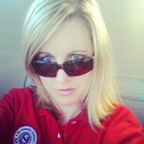Business Owner, Mum of 1 and an awesome wife :-)