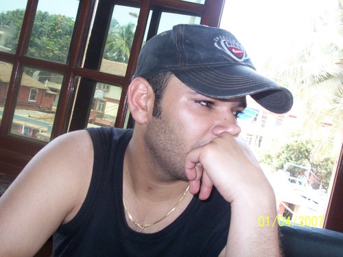 moisturiser's profile picture. 