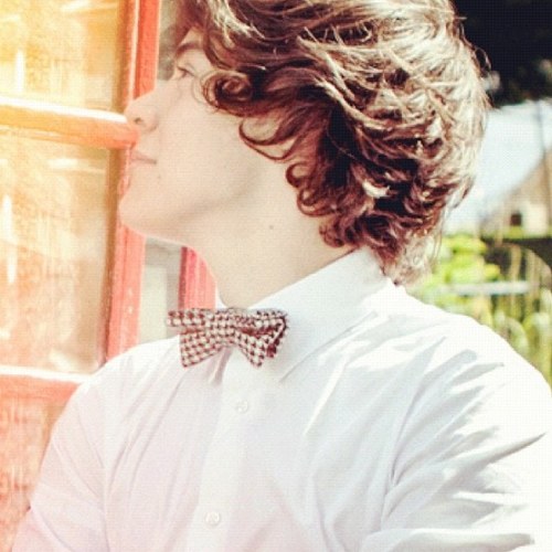 harrysshippie's profile picture. •So yeah an account for the boys• instagram: @harrysshippie #voteonedirection