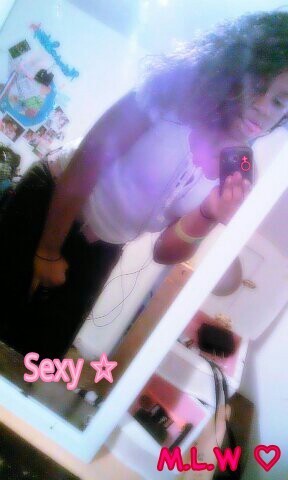 I_AmStarrBeauty's profile picture. Taken♥ &! Beautiful •So Follow Me , ii follow Back &! also Go Follow My Beautiful Twifey &! Boo ♥ @HeartOf_aBOSS ; whoo is My ♥ , She Follow Back ♡