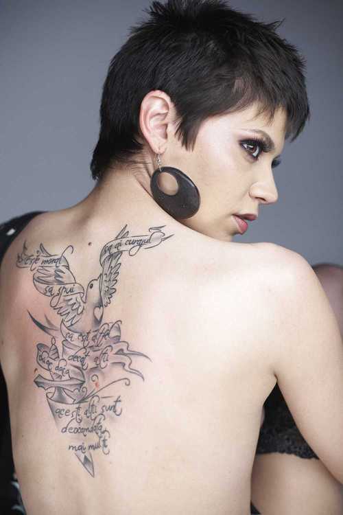 lauraandresan's profile picture. 