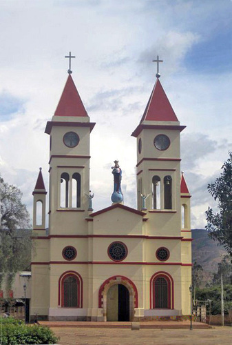 Sutamarchán se encuentra ubicado en el Departamento de Boyacá, provincia del Alto Ricaurte, catalogado como el Municipio con el mejor clima del mundo.