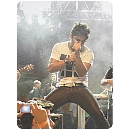 FC dedicado ao Cantoor Cristiano Araújoo (meu lindoo) 
Presidente aqii ó: @1CocaColah_ e Vice : @JaquelineLima48 Segue ai!  ' Além da lenda  ' ♫♪