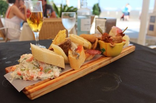 TravelingBites's profile picture. Food/Travel/Photography/DogLover