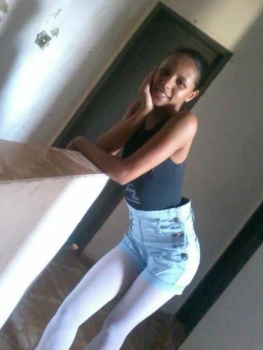 Antes de me criticar tente ao menos me Superar,Sou uma pessoa alegre,gosto de ballet etc...