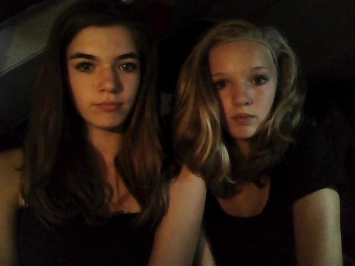 X ' Mn beste ♡ @LeonoorHakXX /
Prinsentuin college in Andel  'x. / Love Hiphopp  ♡