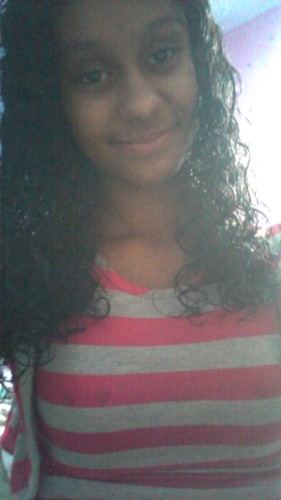 i love one directionnn(; ! Yeahh . I love all my friends.. there all ways there for mee;* . (;
