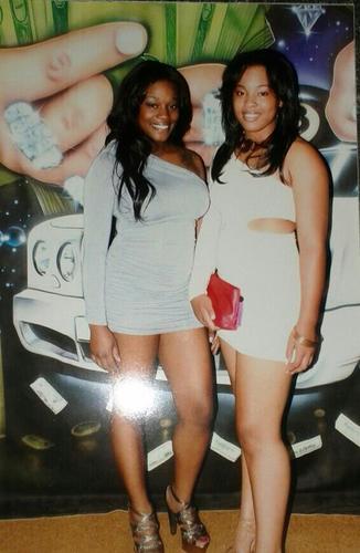 _iUniquee's profile picture. A woman with values, self respect. & Goals. Ain't too many of us left
#TeamMOMMY