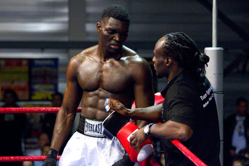 CEO and Trainer at Anda Boxing club in Amsterdam Noord....Boxing and Bodyshape Trainer............Age is just a number. Boxing is http://t.co/F0aJkO3V