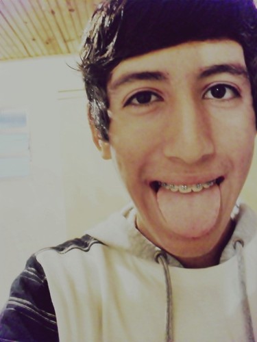 ;;* #Soooolteirão, 17 anos, timído, alegre, #feliz, ciumento e minha maior paixão #SãoPauloFutebolClube ♥