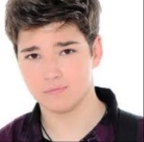 freddiebensen3's profile picture. Hey Guyys. Im Freddie bensen. Technical Producer Of ICarly. Work With CarlyShay And SamPuckett. Keep Watching At http://t.co/eZvopUc4Vu :)