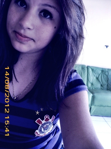 Posso ser pequena e frágil, mas Deus me faz campeã, aparência de ovelha, mas aqui dentro da veia, corre sangue de Leão.
#Fooco #Foorça ee #Fé