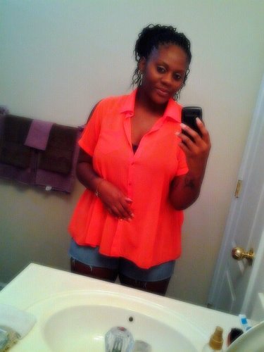 Im 21 •a poet before life•Brain like Berkeley•study Criminal Justice•Im me•Im passionate•Im in LOVE•Im his Mrs!!!