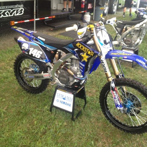 Im a mechanic for StarValli raceteam. Currently working with Jeremy Martin.