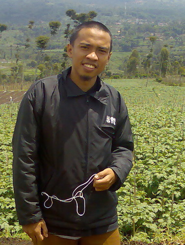 DendyMt's profile picture. Enthusiastic, involve management control division in energy industry, content development analyst, management consultant