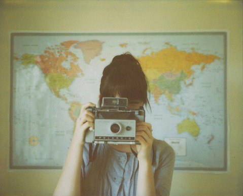 A Capricorn woman with a camera 🪐✨📷 Be a nice Human 💌info@leticiadiaz.net