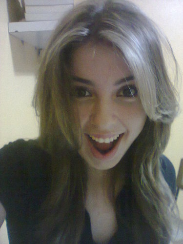 Posso ser leve como uma brisa ou forte como uma ventania,só depende de como você me ver passar.  = )