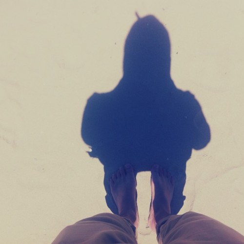 TheAsianPharaoh's profile picture. everything is yellow.